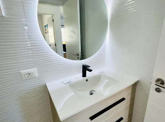 アパート Newly Renovated Vistas Muelle De Cristianos Pier View Free Wifi *